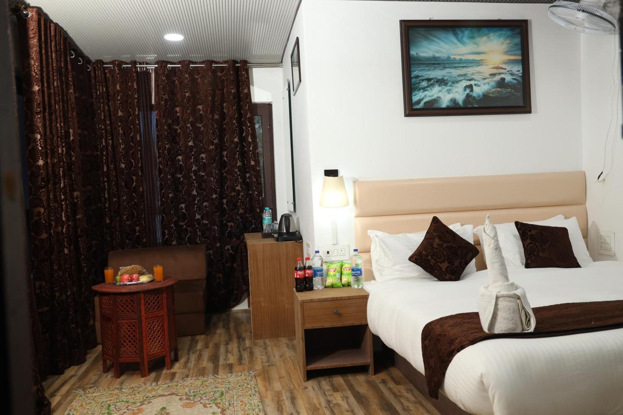 Hotel Mountain Orchard Retreat Pahalgām Esterno foto