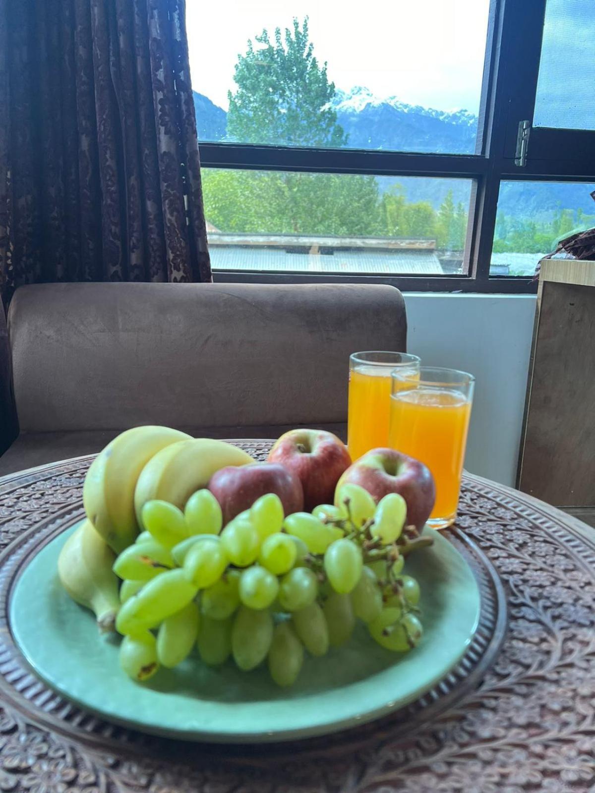 Hotel Mountain Orchard Retreat Pahalgām Esterno foto